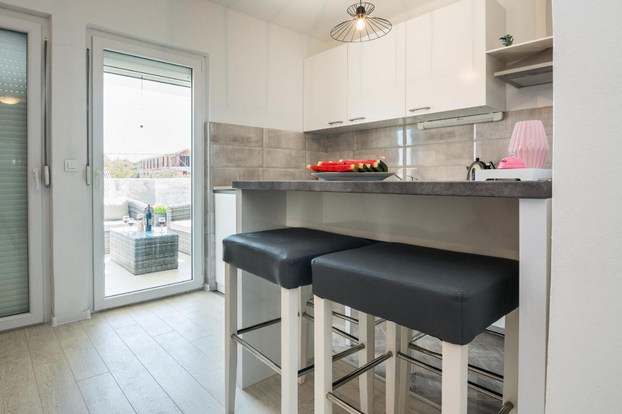 Apartments Krpan Вир Экстерьер фото