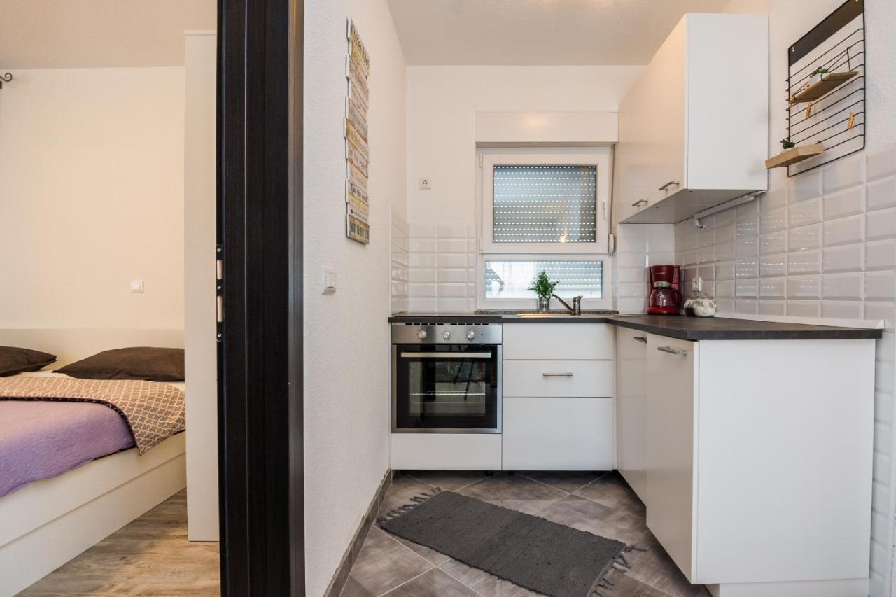 Apartments Krpan Вир Экстерьер фото
